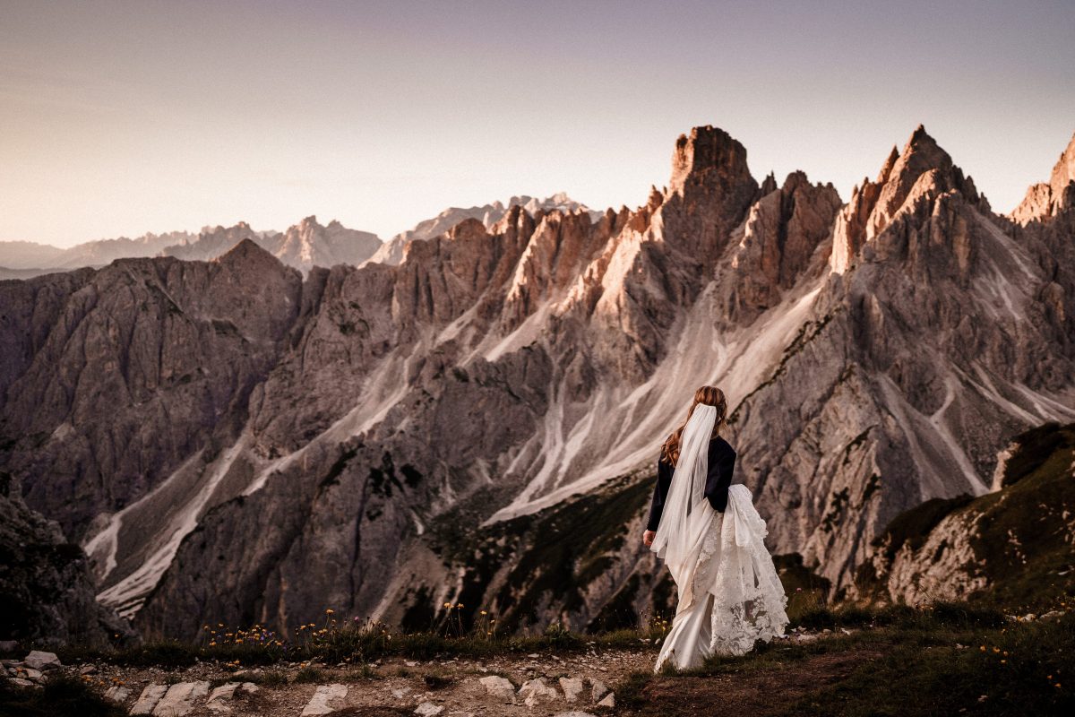 wedding ceremony in the dolomites